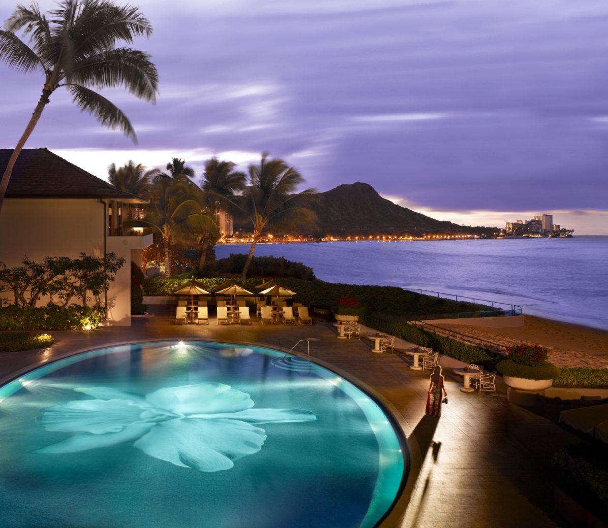 Halekulani - Pool at Dusk
