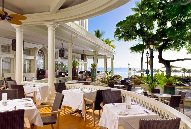 Moana-Surfrider-Restaurant-Balcony-1