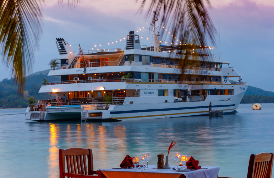 Blue-Lagoon-Ship-Evening