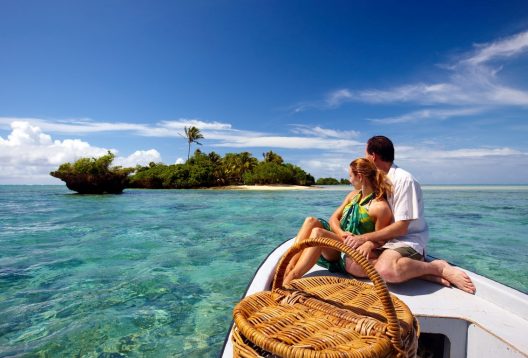 jean-michel-cousteau-boat-picnic