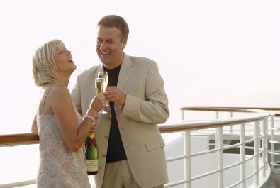 pandoworldcruising_coupleonbalcony4