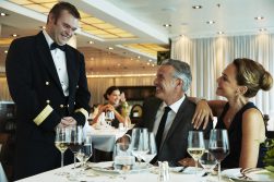 seabourn-couple-dinner