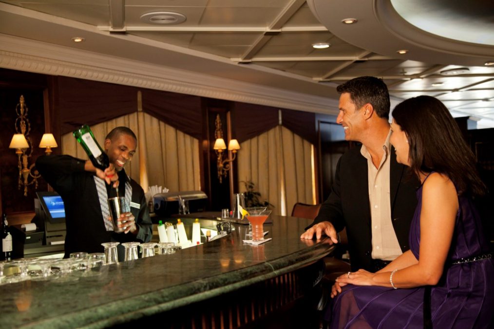 onboard, dining, drinks, food, azamara