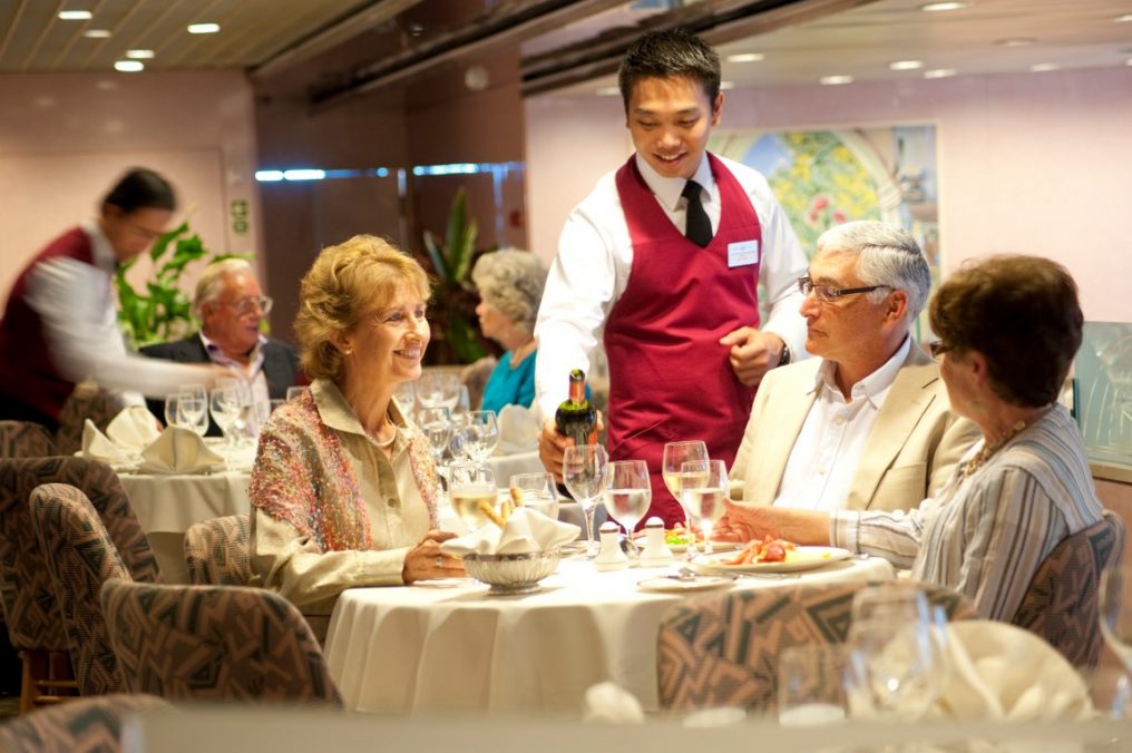 Voyages to Antiquity Marco-Polo-dining