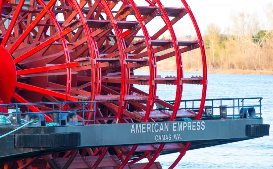 American Empress Paddlewheel