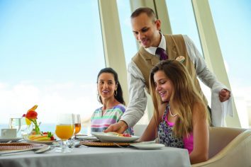 Royal Carribean mum daughter breakfast