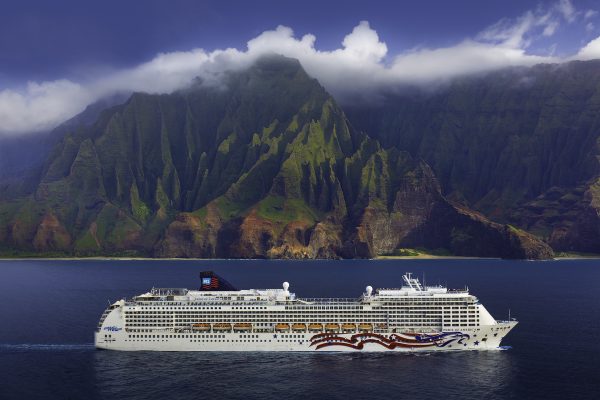NCL Cruise Line, Pride of America, Na Pali Coast, Kauai, Hawaii