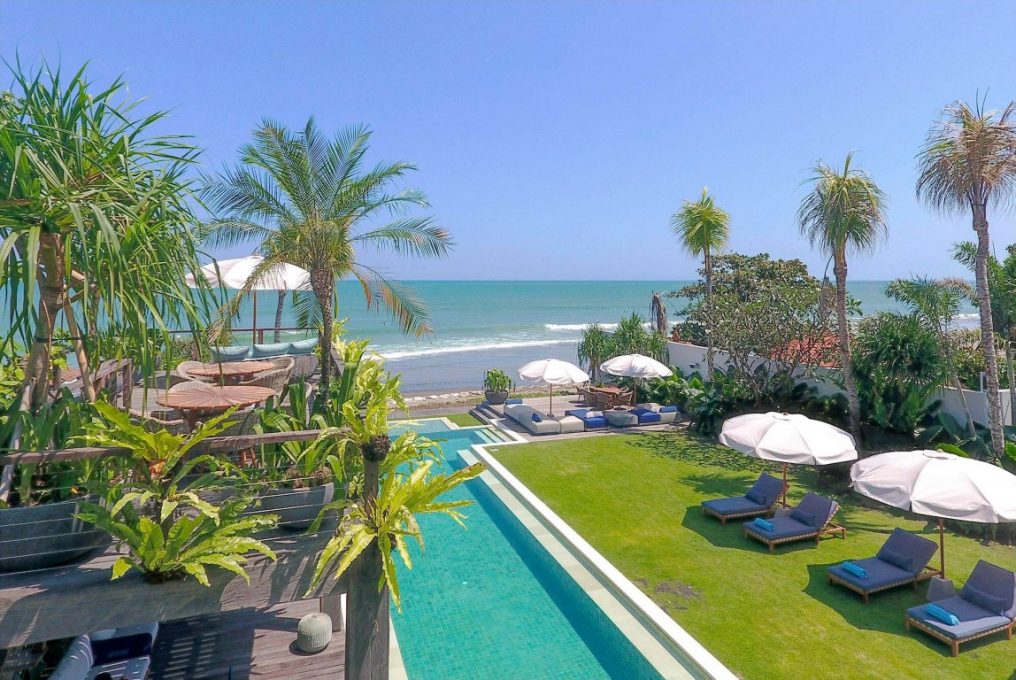 Noku Beach House oceanfront