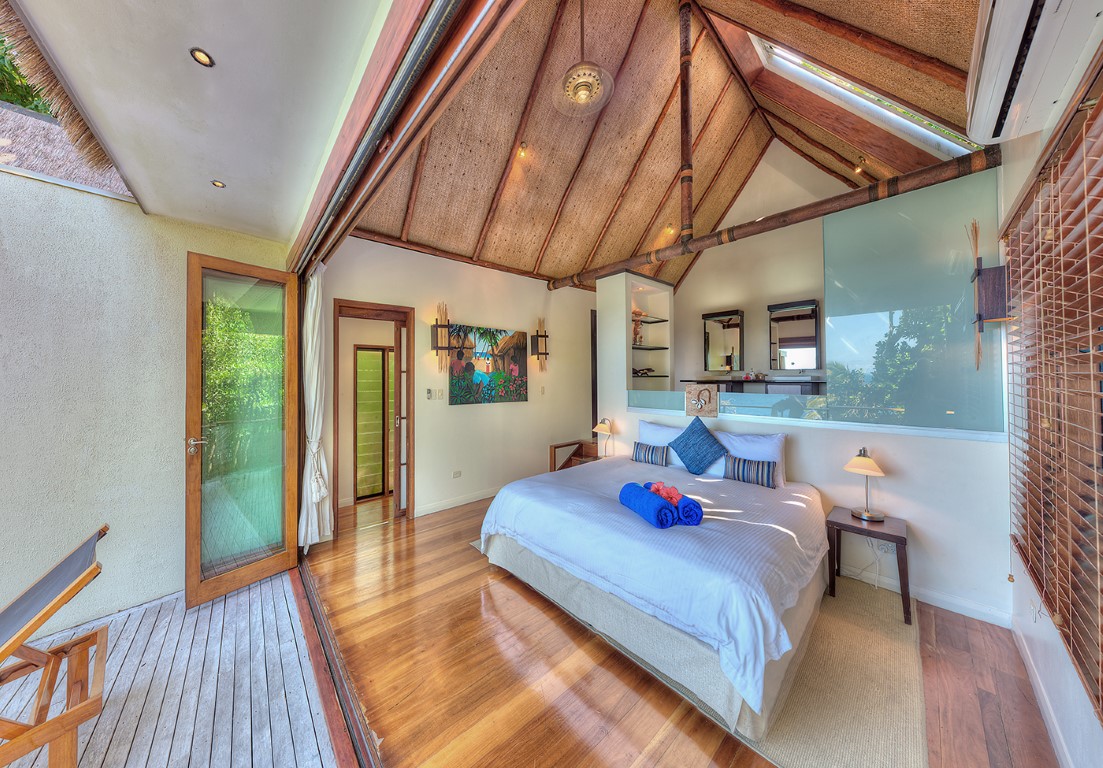 Royal-Davui-Island-Plunge-Pool-Villa-Bedroom