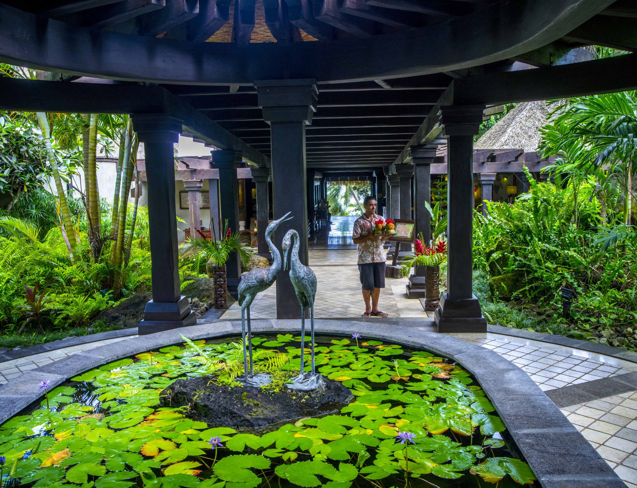 Pacific-Resort-Aitutaki-Entrance-1