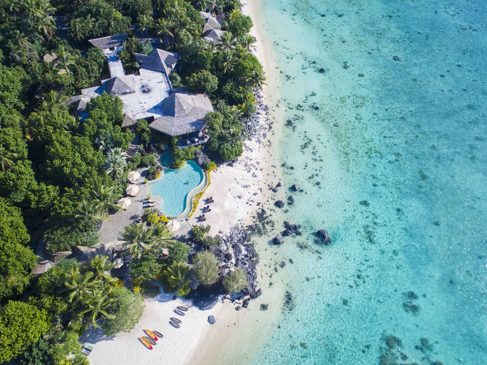 Pacific-Resort-Atutaki-Oasis-from-above-1