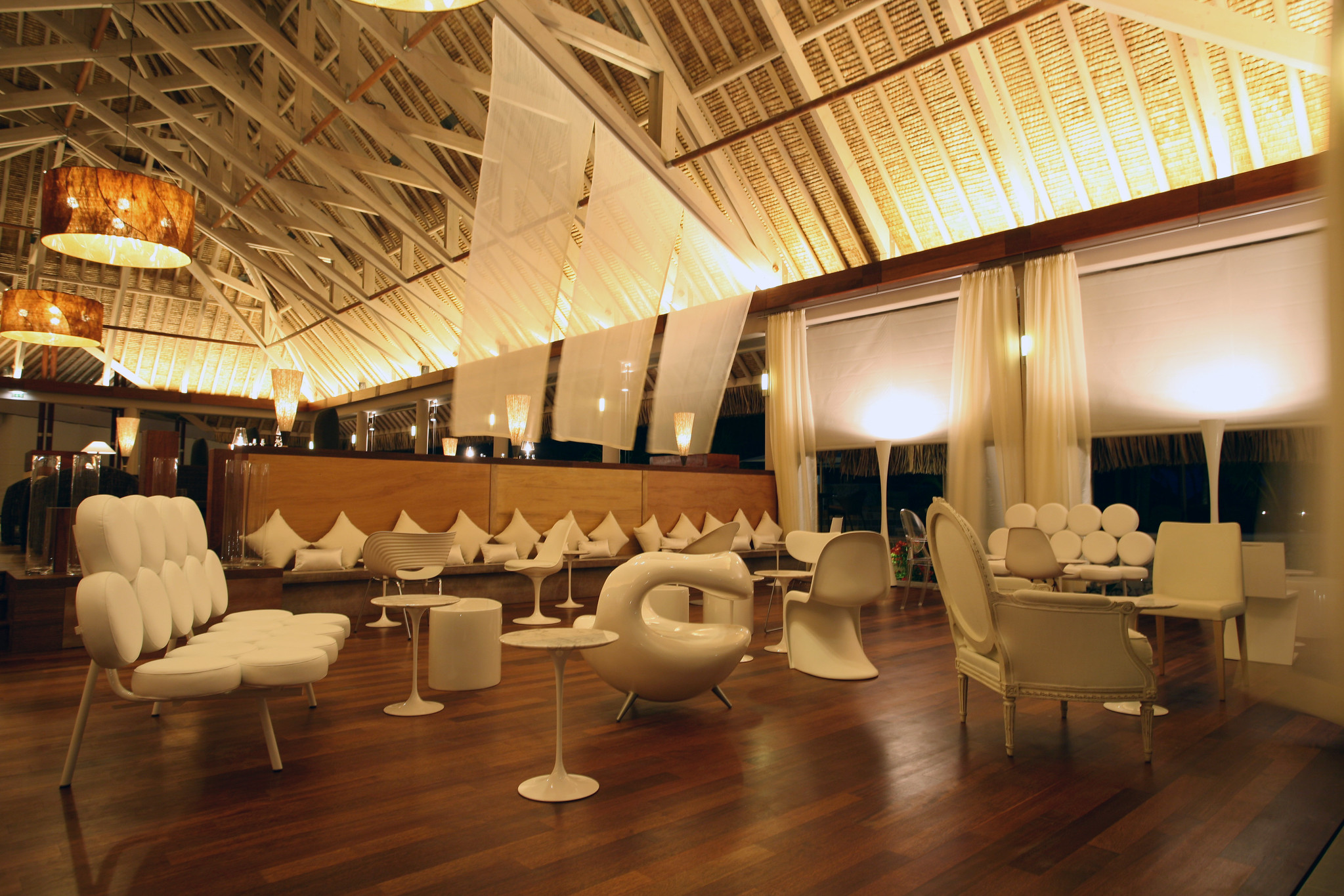 BOB_IC-Thalasso_Bubbles-Bar©InterContinental-Thalasso