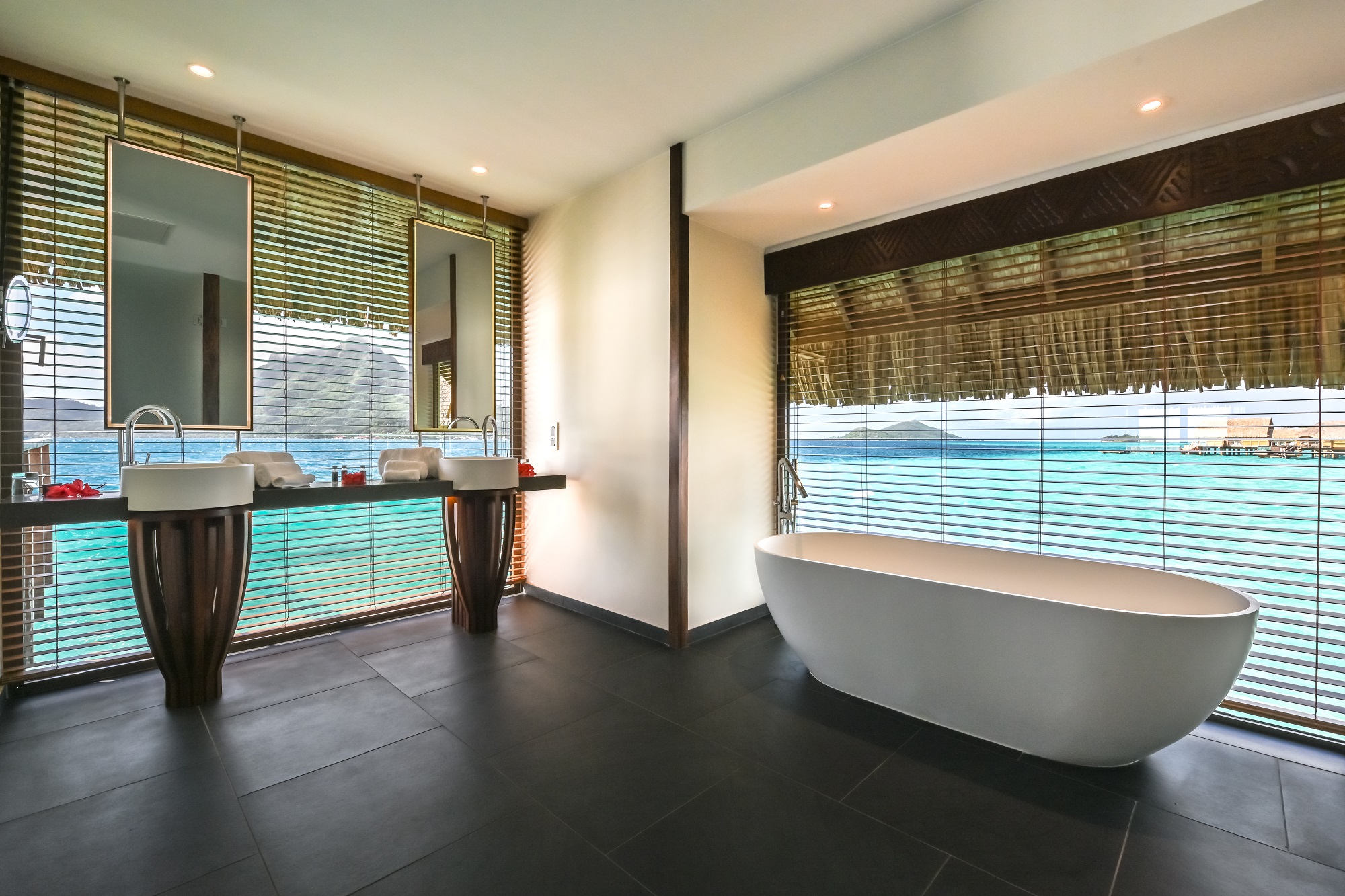BOB_Le-Bora-Bora-by-Pearl-Resorts_End-of-Pontoon-Overwater-Suite-with-Pool©Le-Bora-Bora-by-Pearl-Resorts-7