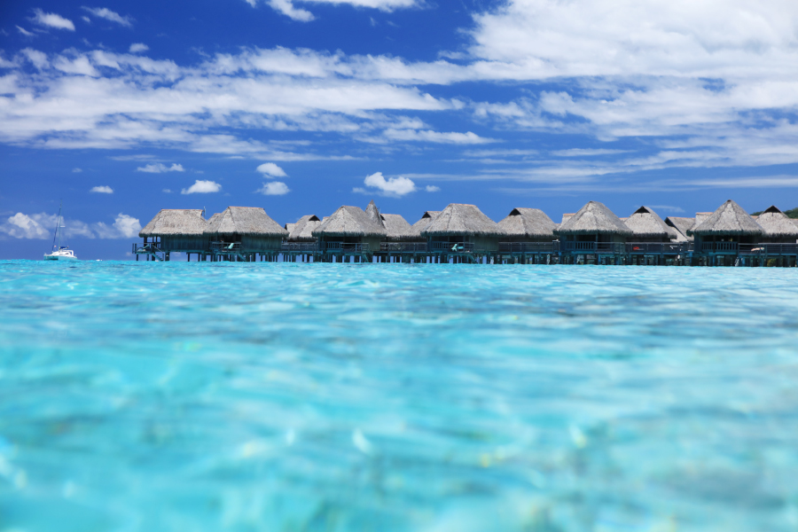 MOZ_Superior-Overwater-Bungalow©Sofitel-Moorea-4-1