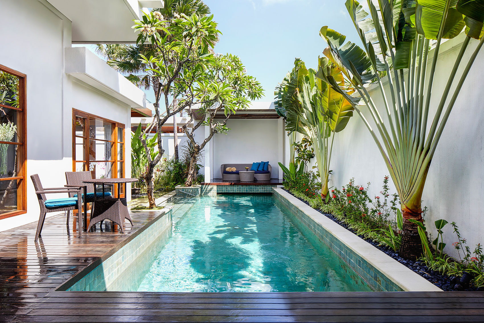 the-samaya-seminyak-one-bedroom-pool-villa-exterior-1-1538488948